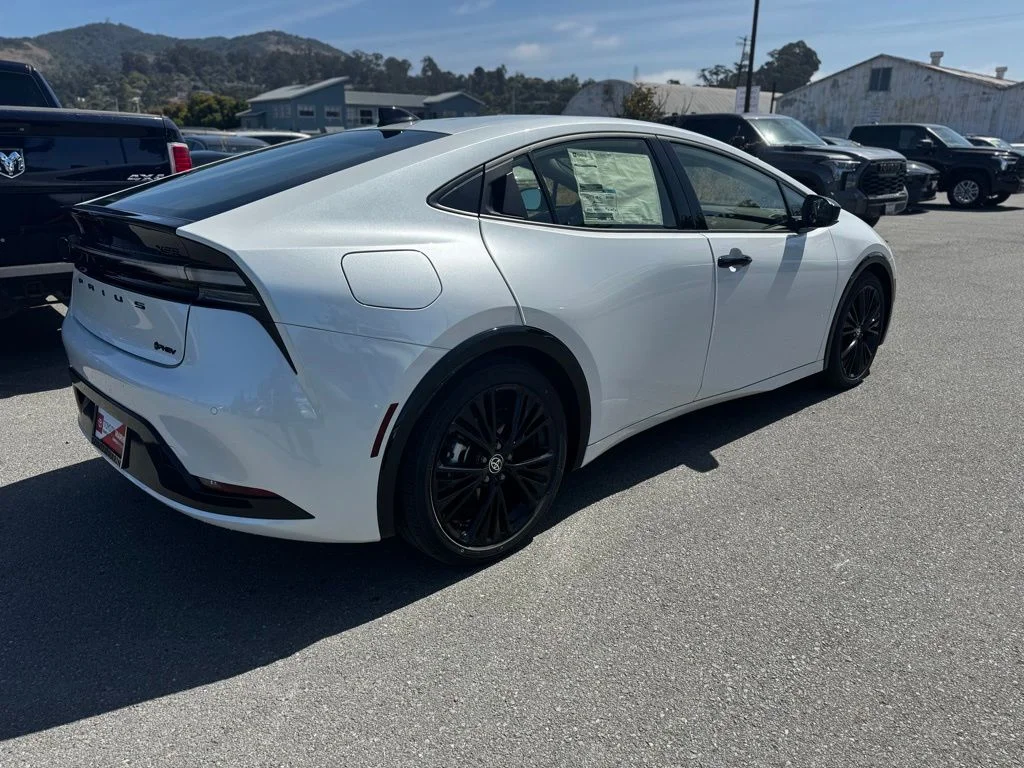 New 2026  Toyota SE image 3