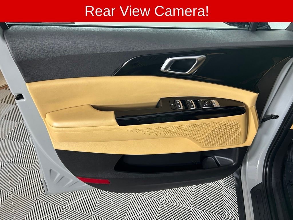 2024 Kia Carnival EX - Photo 10