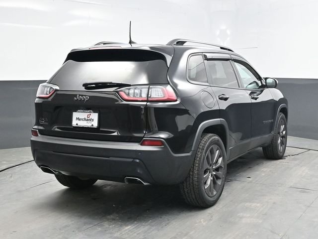 Used 2021 Black Jeep Latitude Lux image 6