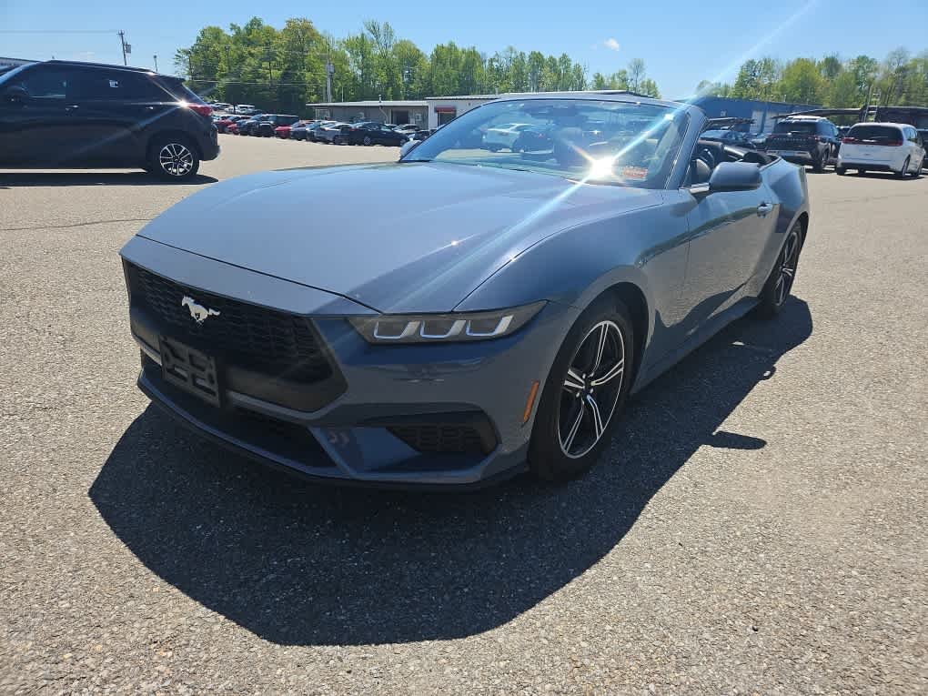 2024 Ford Mustang EcoBoost Convertible's photo
