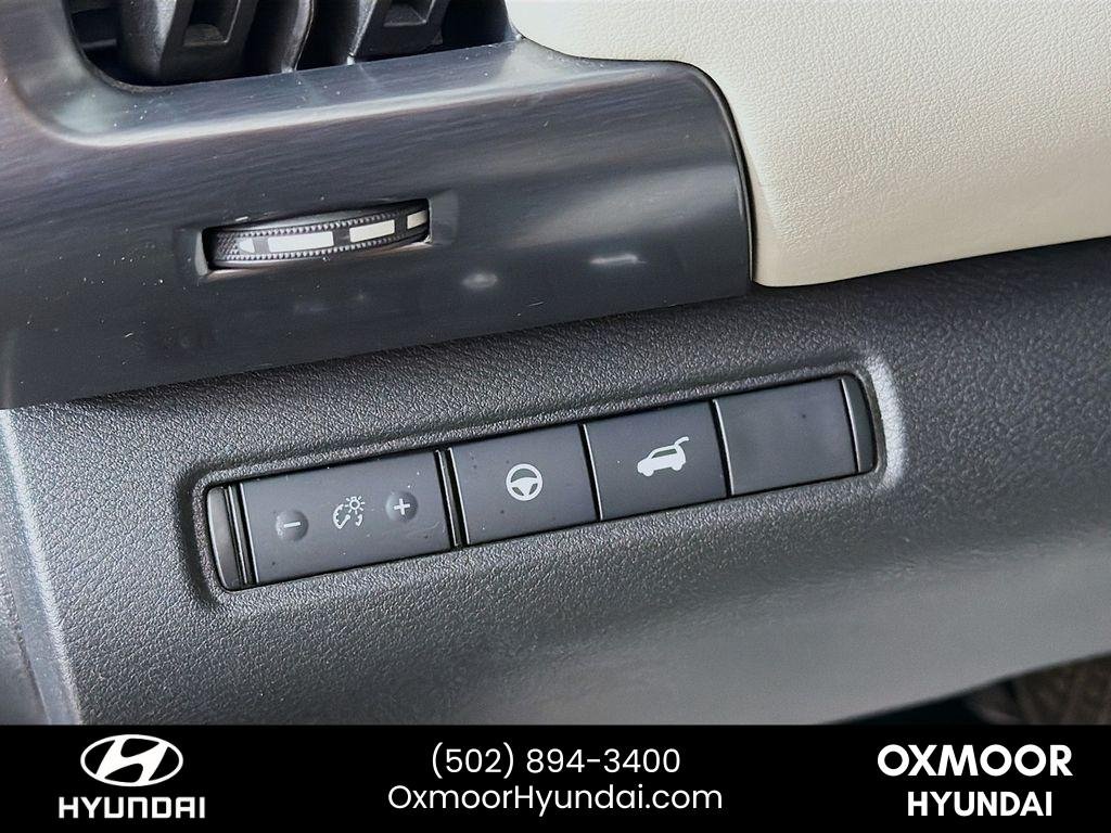 Used 2024 Deep Ocean Blue Pearl Nissan SL image 10