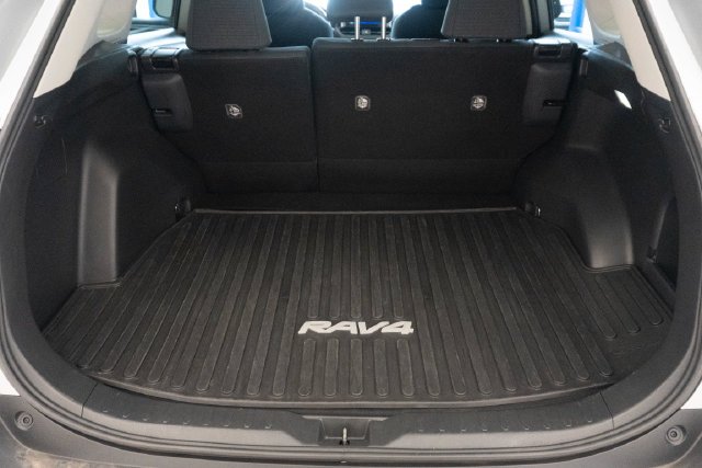 Used 2025 Silver Toyota LE image 28