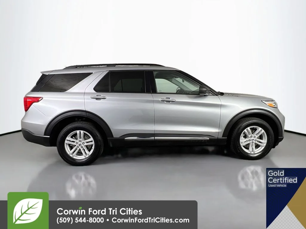 Used 2024 Iconic Silver Metallic Ford XLT image 19
