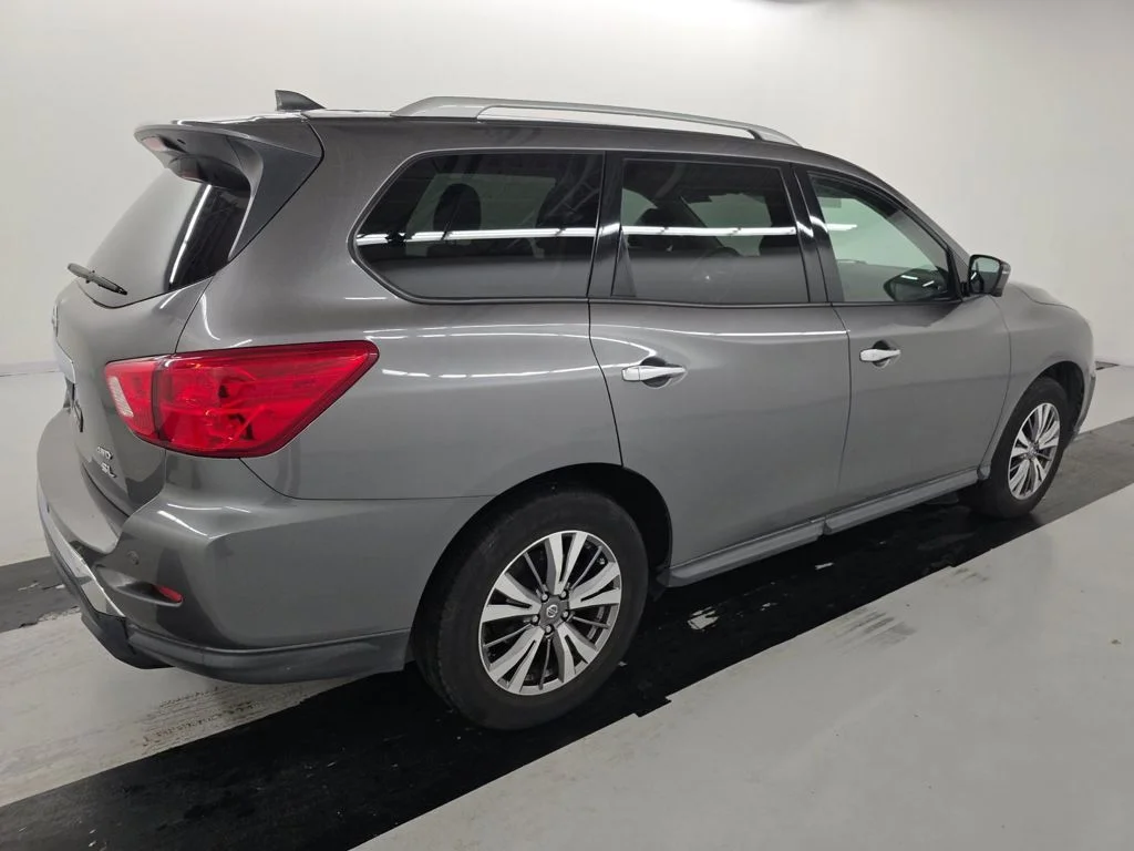 Certified Used 2020 Gray Nissan SL image 2