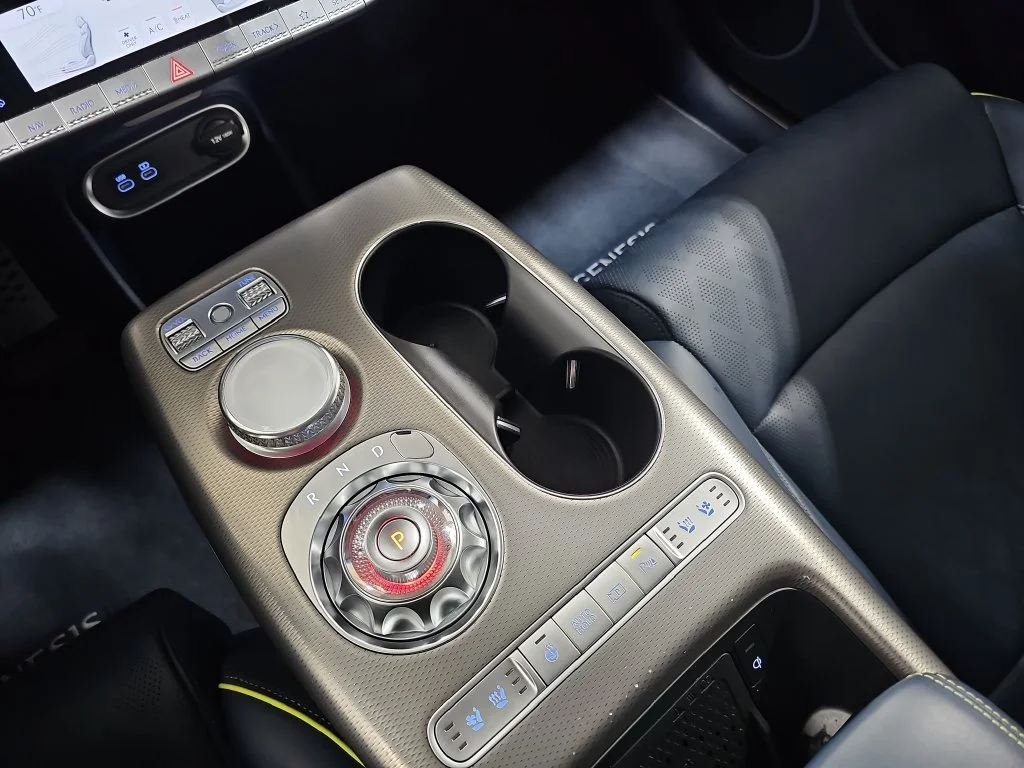 Used 2024 White Genesis Performance image 27
