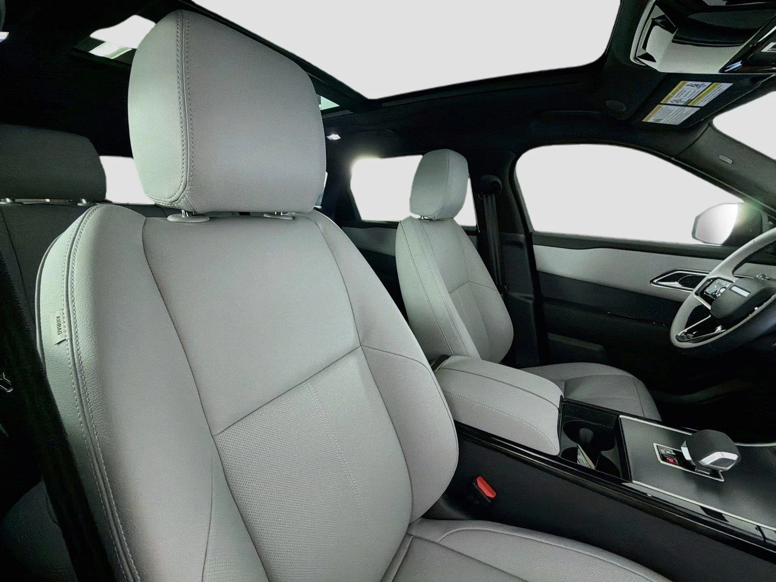 2026 Land Rover Range Rover Velar S - Photo 29