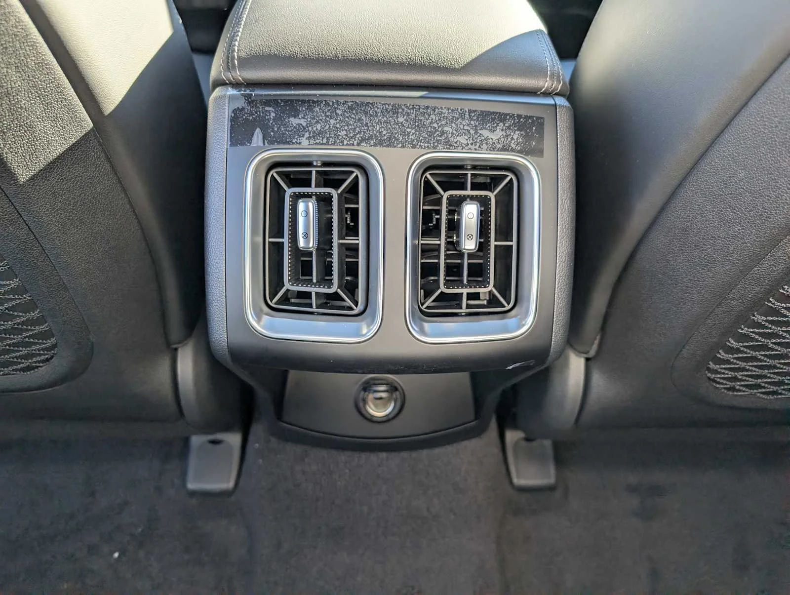 2026 Kia Sorento S - Photo 16