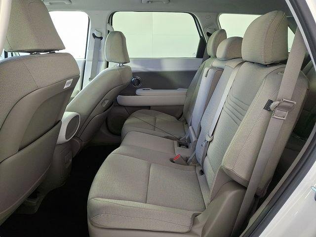 New 2026 White Hyundai SE FWD image 10