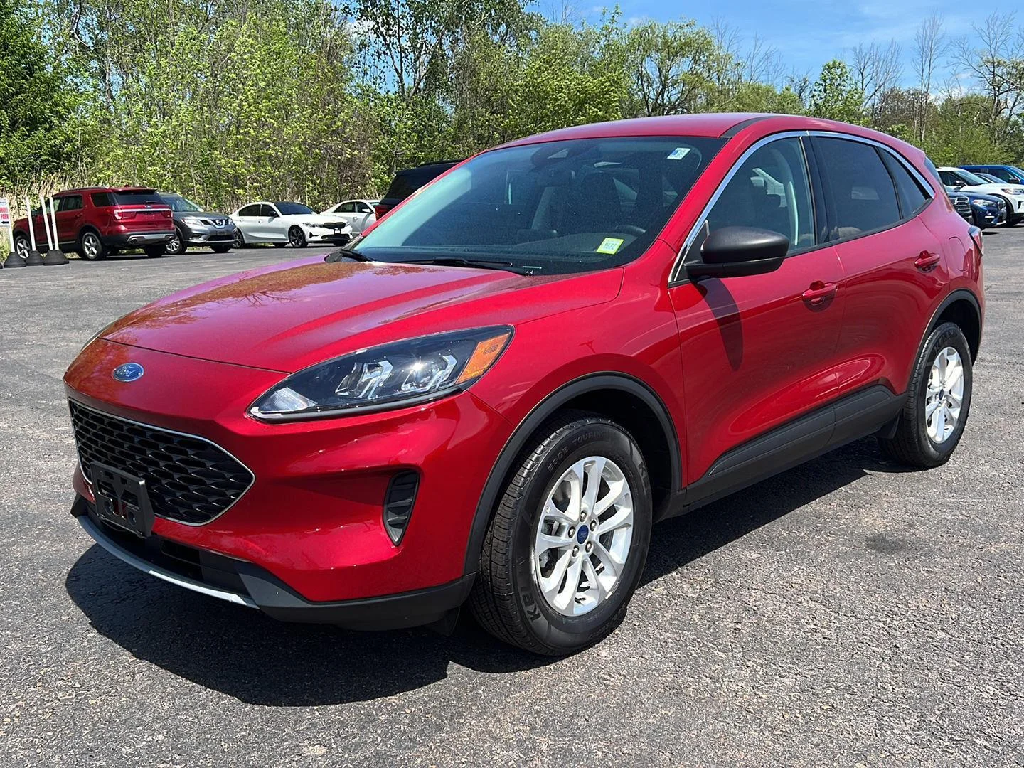 Used 2022 Rapid Red Metallic Tinted Clearcoat Ford SE image 15
