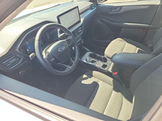Certified Used 2023 White Metallic Ford Active image 3