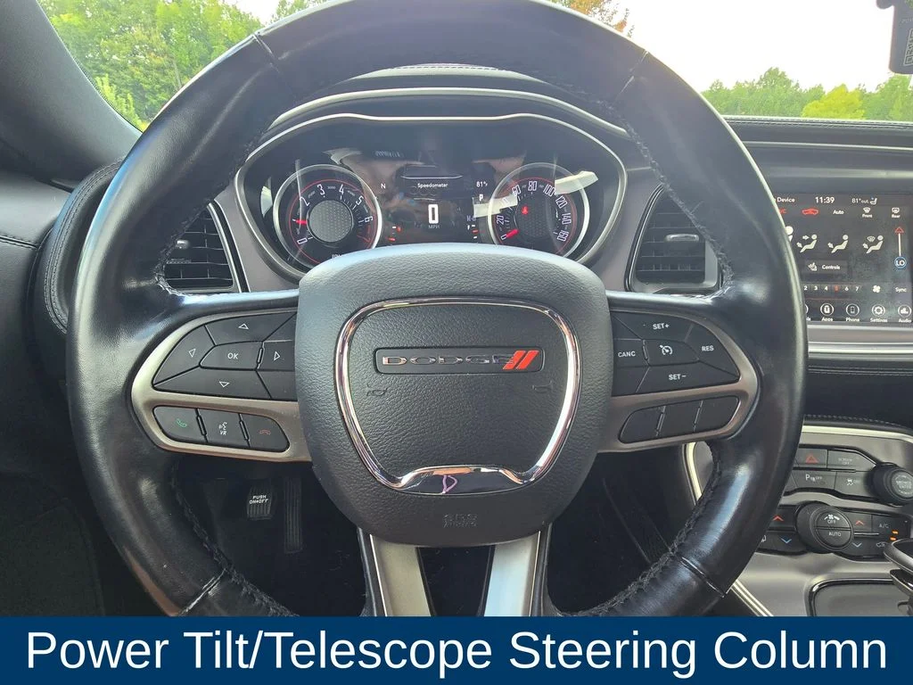 Used 2020 Gray Dodge SXT image 16