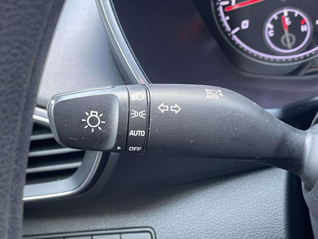 Used 2021 Blue Hyundai SEL image 21