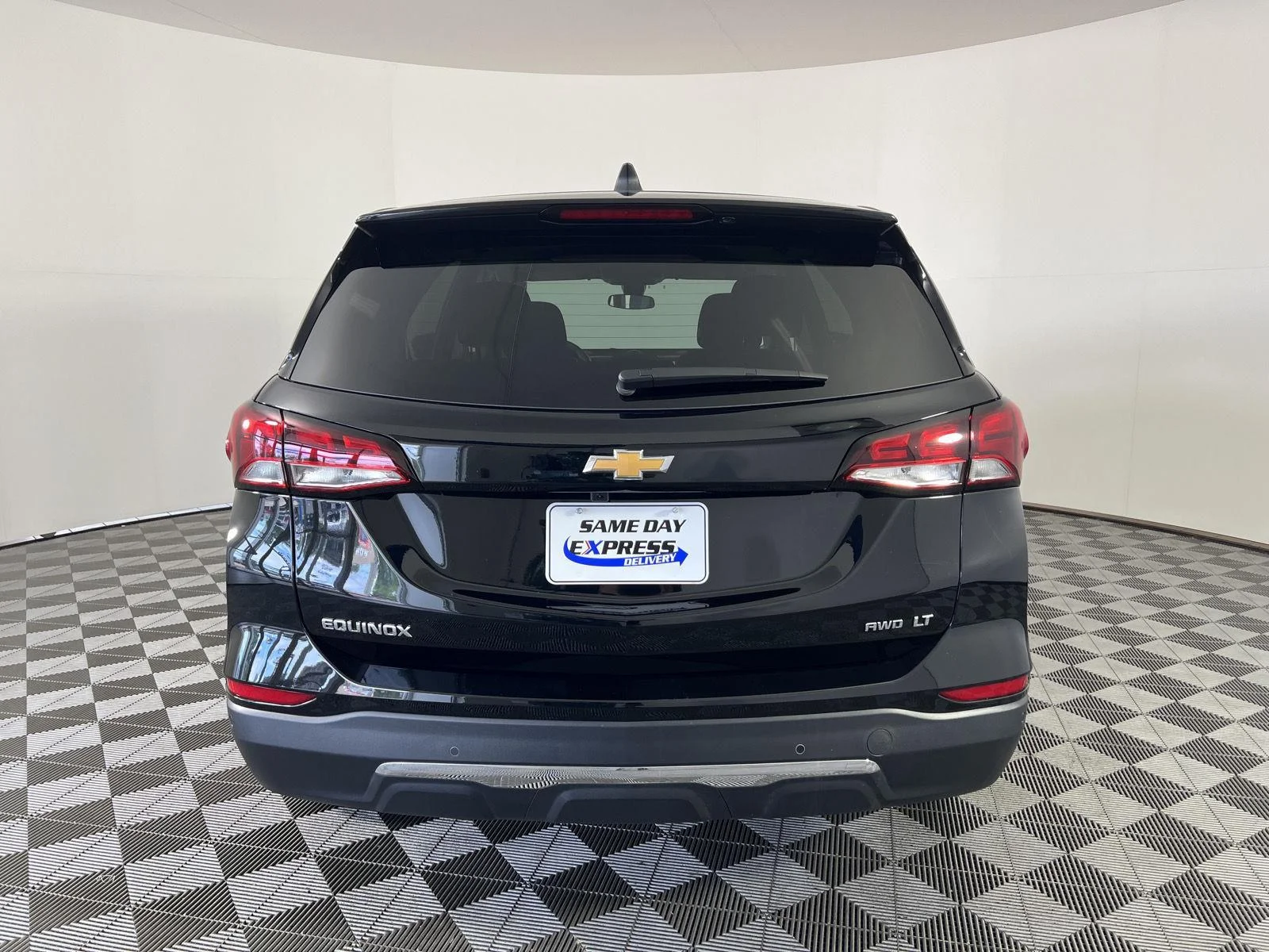 Used 2024 Mosaic Black Metallic Chevrolet LT image 25