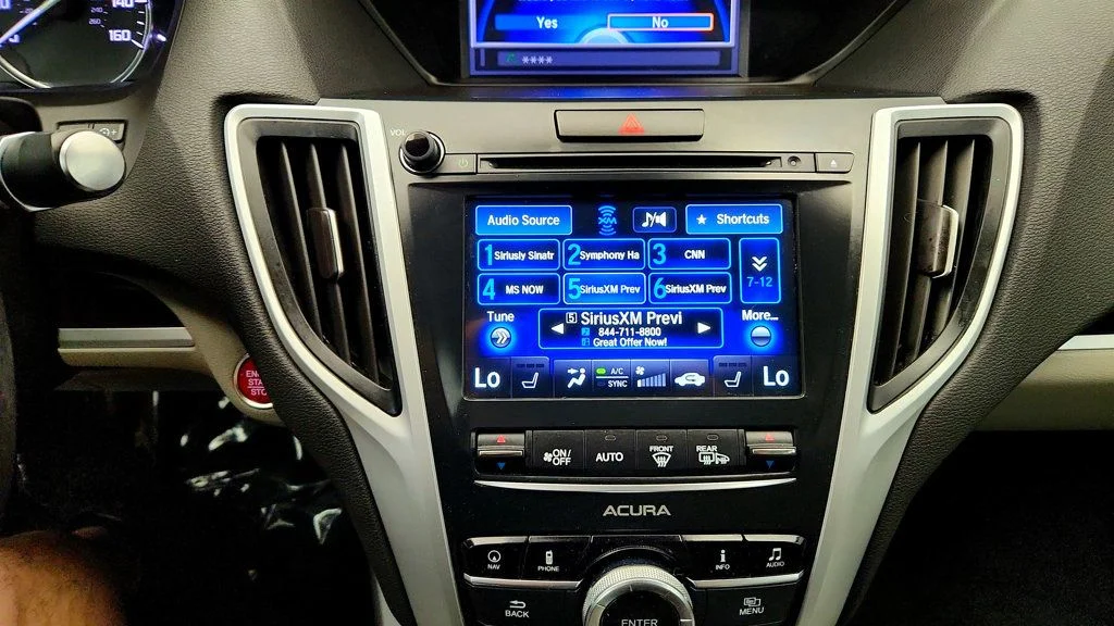 Used 2017 Modern Steel Metallic Acura FWD w/Technology Pkg image 19