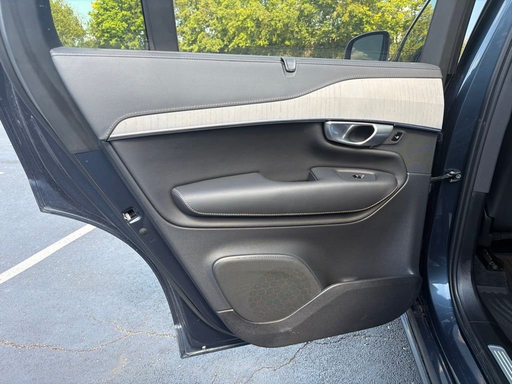 Used 2024 Denim Blue Metallic Volvo Ultimate image 20