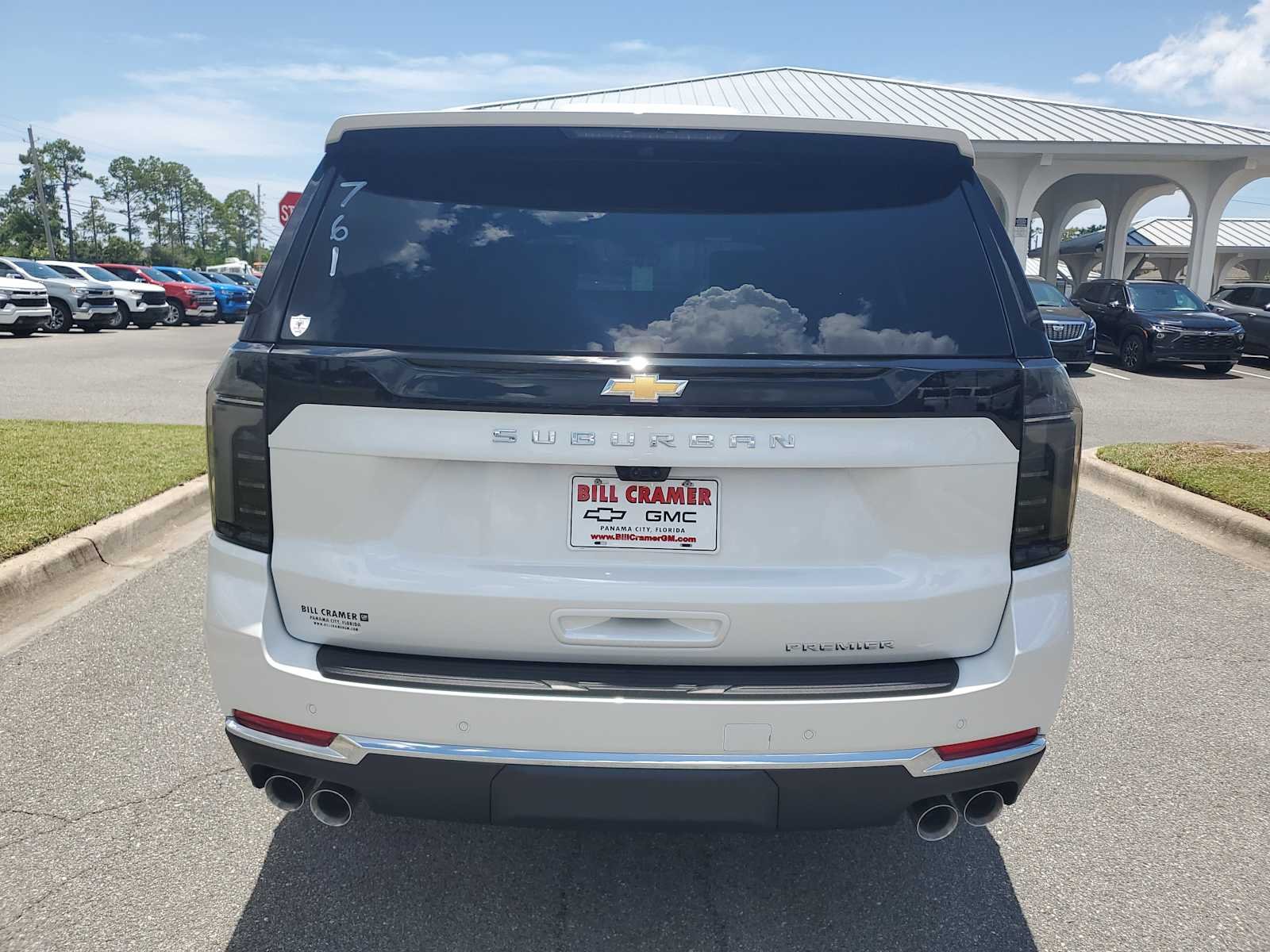 2025 Chevrolet Suburban Premier - Photo 4