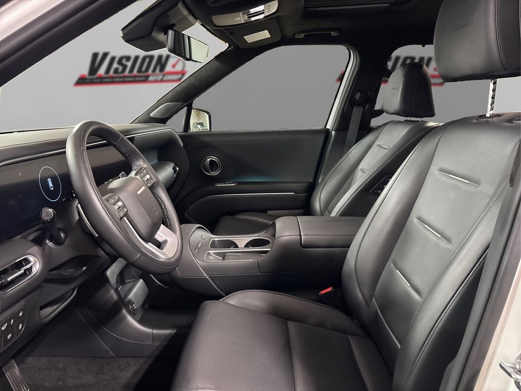 Used 2026 White Hyundai Calligraphy image 9
