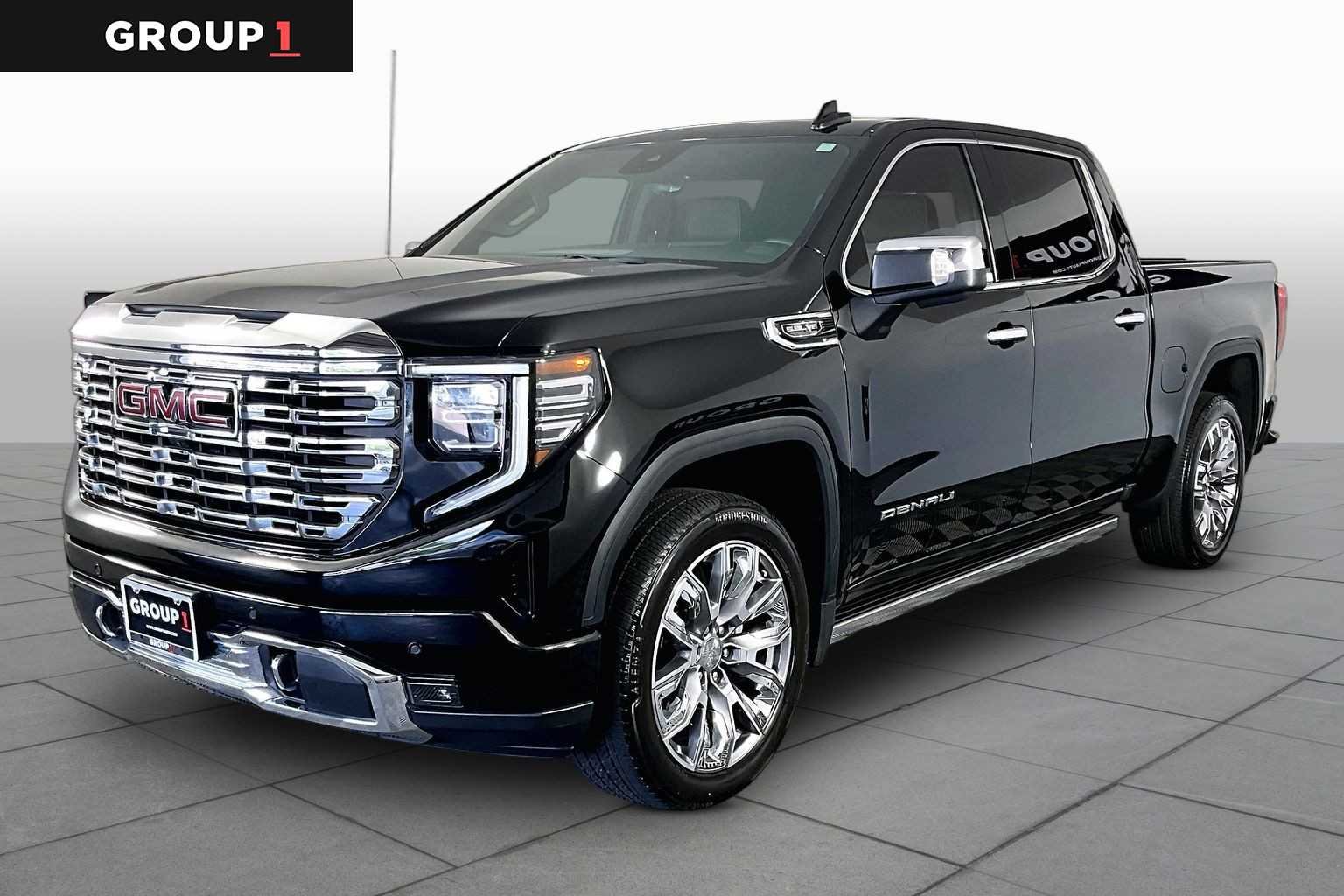 2025 GMC Sierra 4WD Crew Cab Short Box Denali's photo