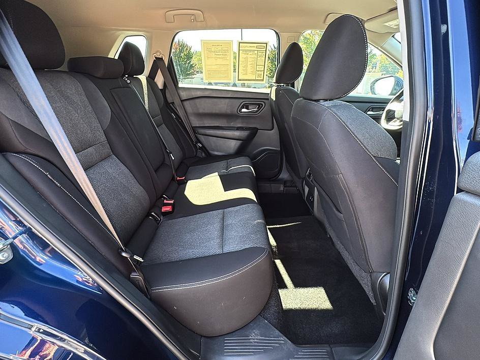 Used 2025 Deep Ocean Blue Pearl Nissan SV image 23