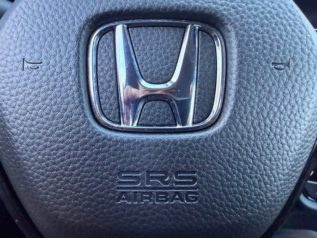 Used 2024 Crystal Black Pearl Honda EX-L image 30