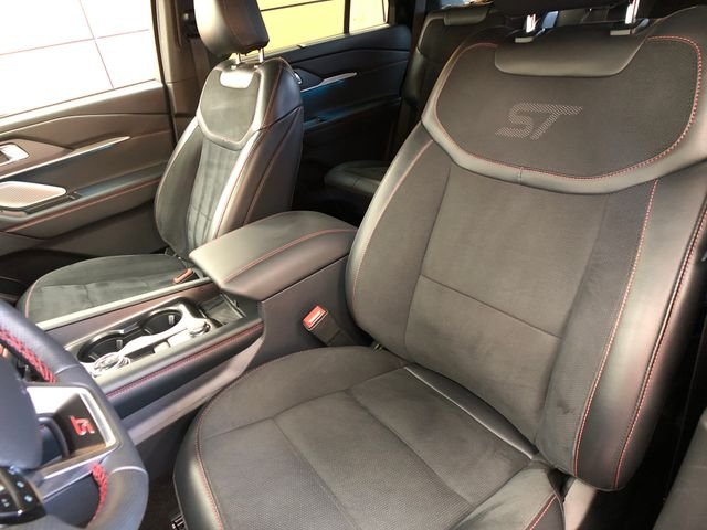 Used 2025 Vapor Blue Ford ST image 10