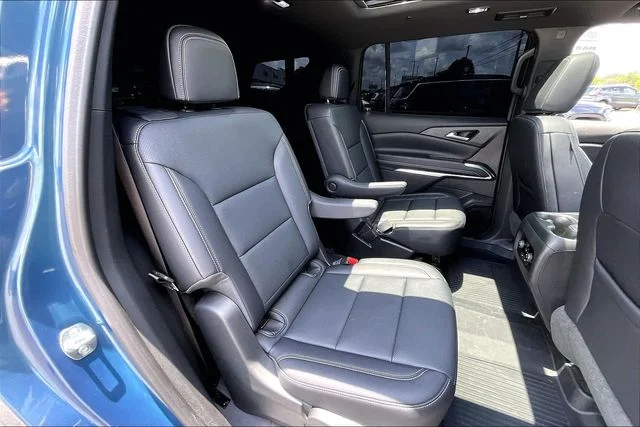 Used 2025 Blue Chevrolet LT image 20