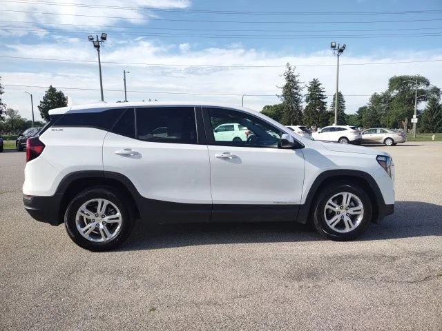 Certified Used 2024 Summit White GMC SLE image 6