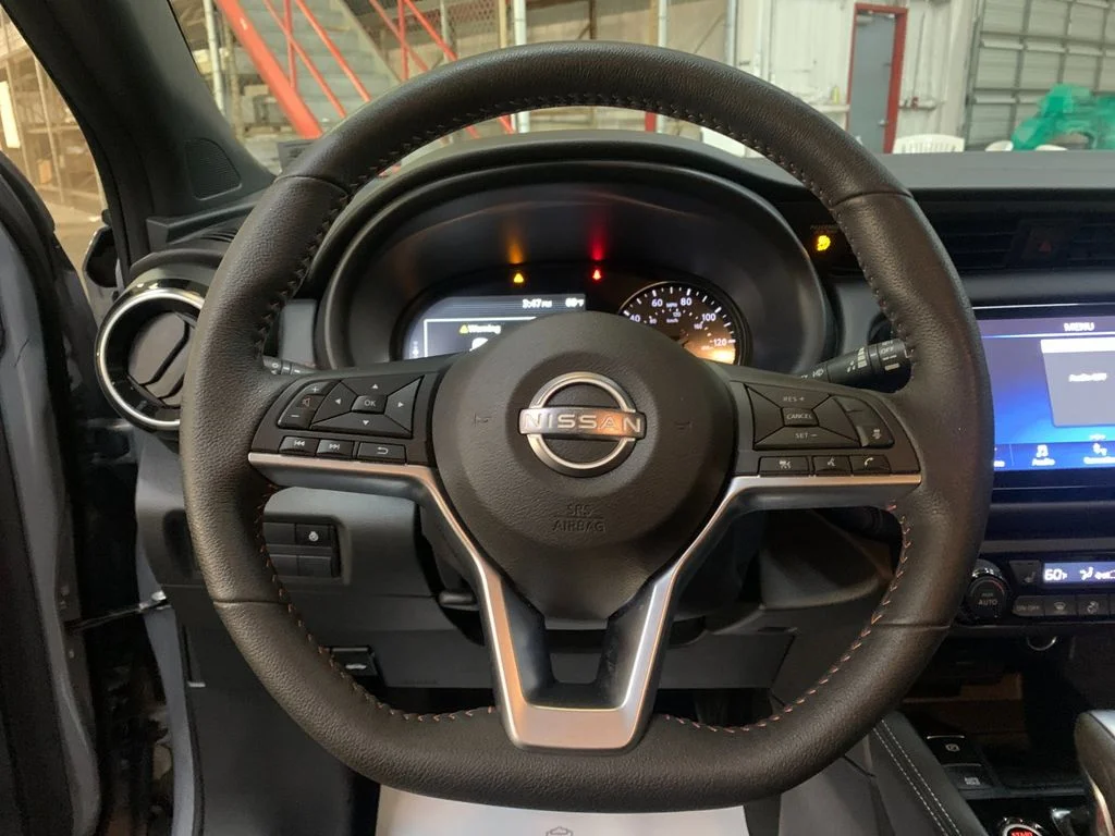 Used 2023 Gray Nissan SR image 27