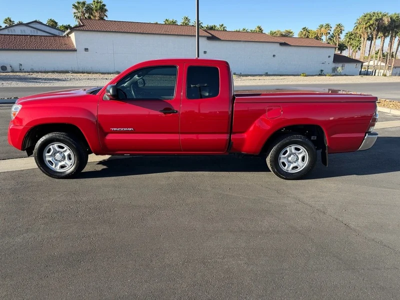 Used 2013 Barcelona Red Met Toyota ACCESS CAB 2WD I4 image 6