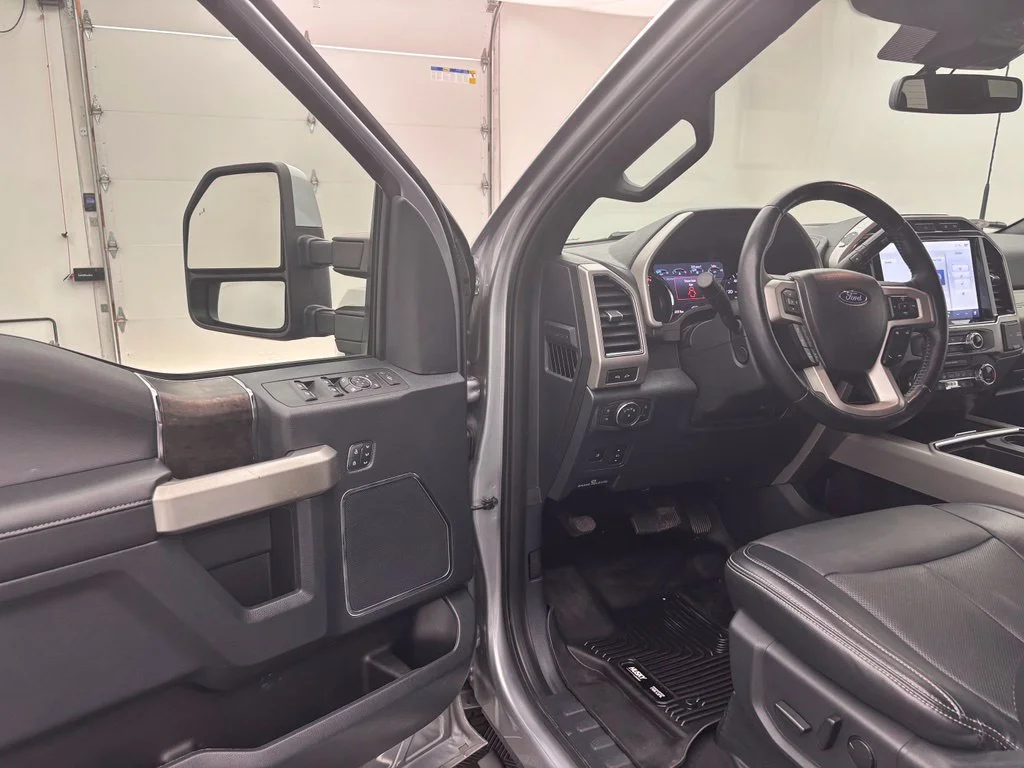 Used 2022 Silver Ford Lariat image 15