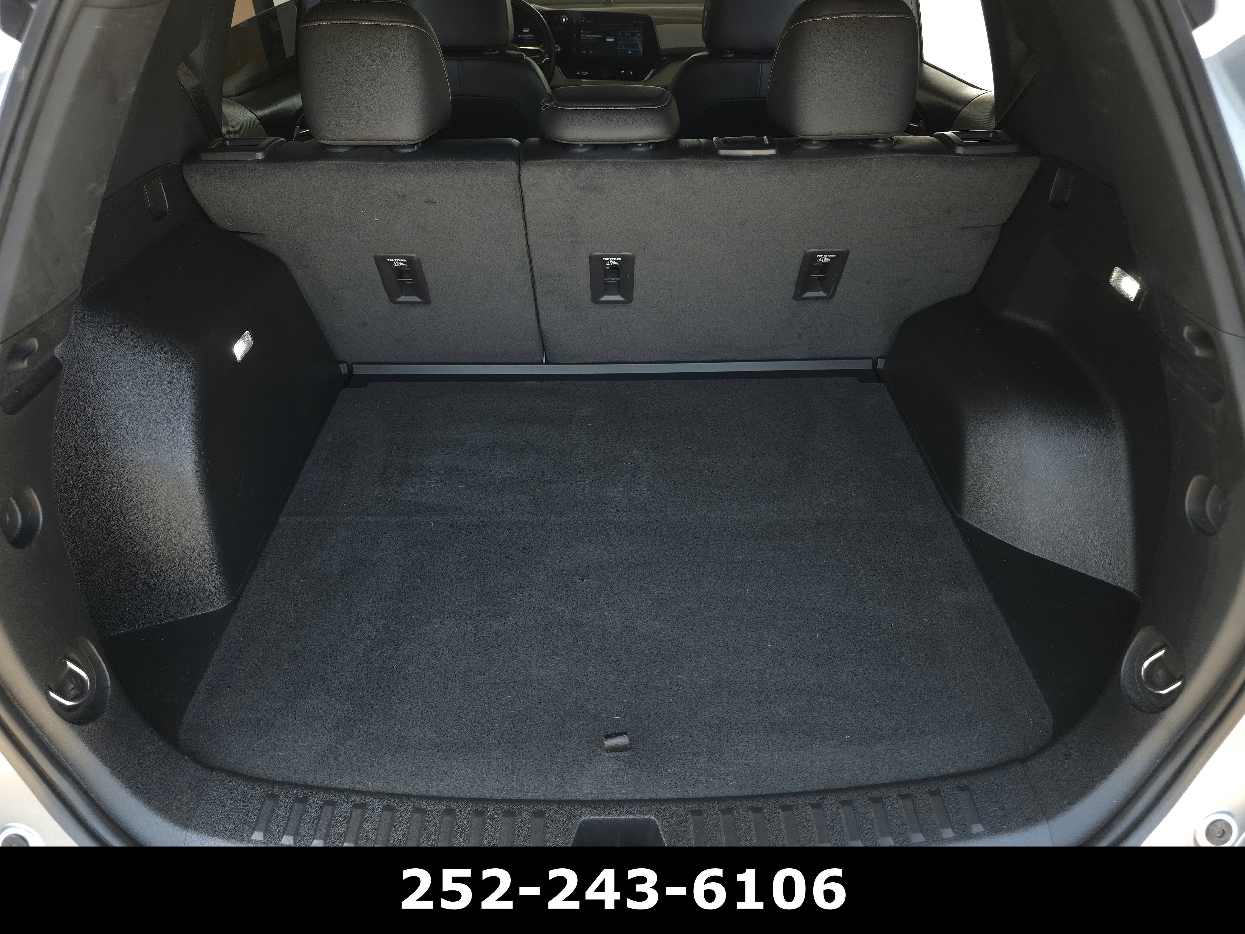 Used 2025 Sterling Gray Metallic Chevrolet FWD ACTIV image 34