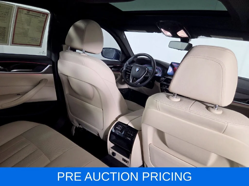 Used 2023 Jet Black BMW 530i image 31