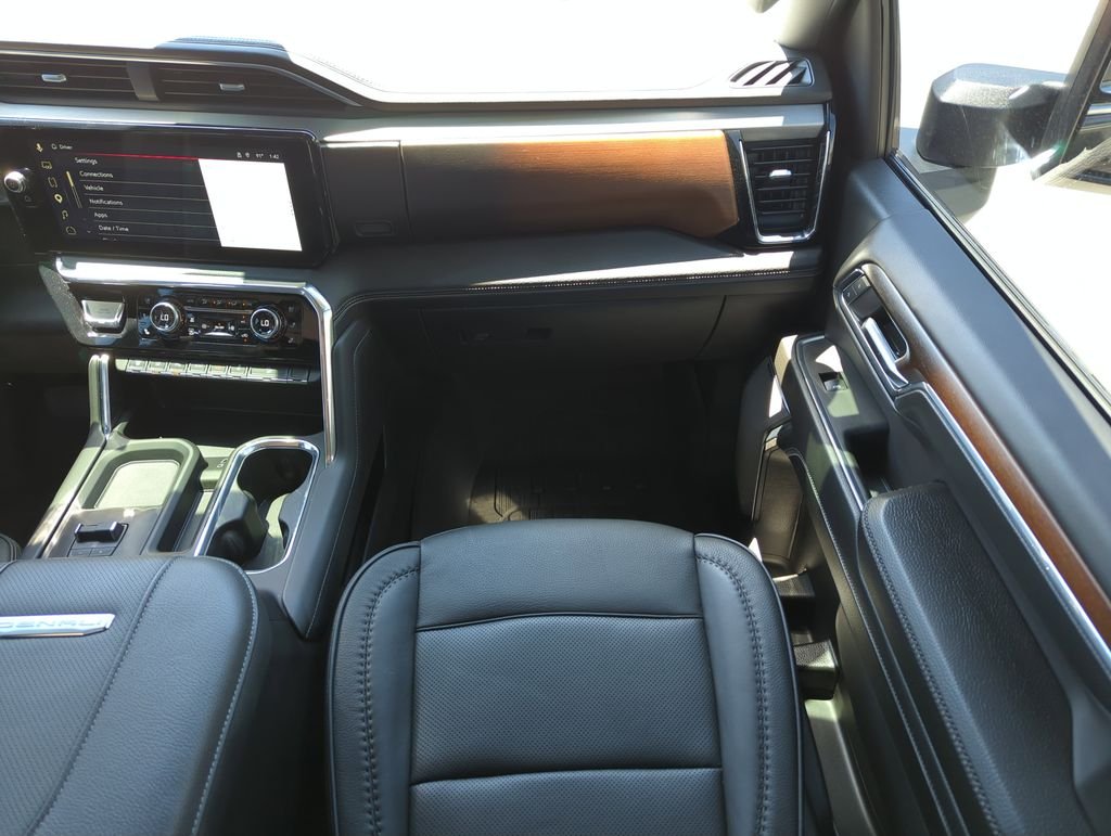 Used 2024 Silver GMC Denali image 15