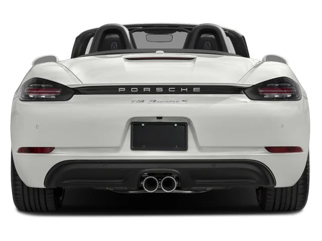 Used 2017  Porsche S image 5