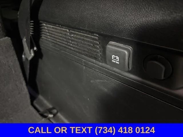 Used 2024 Velvet Jeep Series II image 10