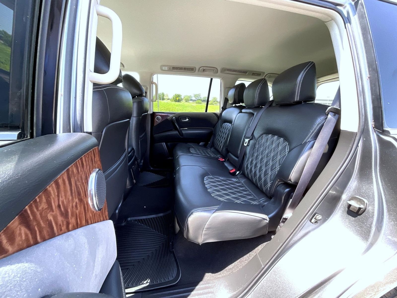 Used 2019 Gray Nissan SV image 19