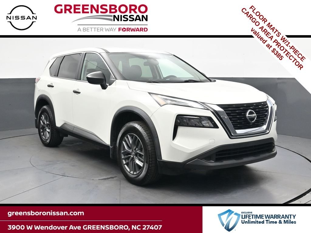 Used 2021 White Nissan S image 1