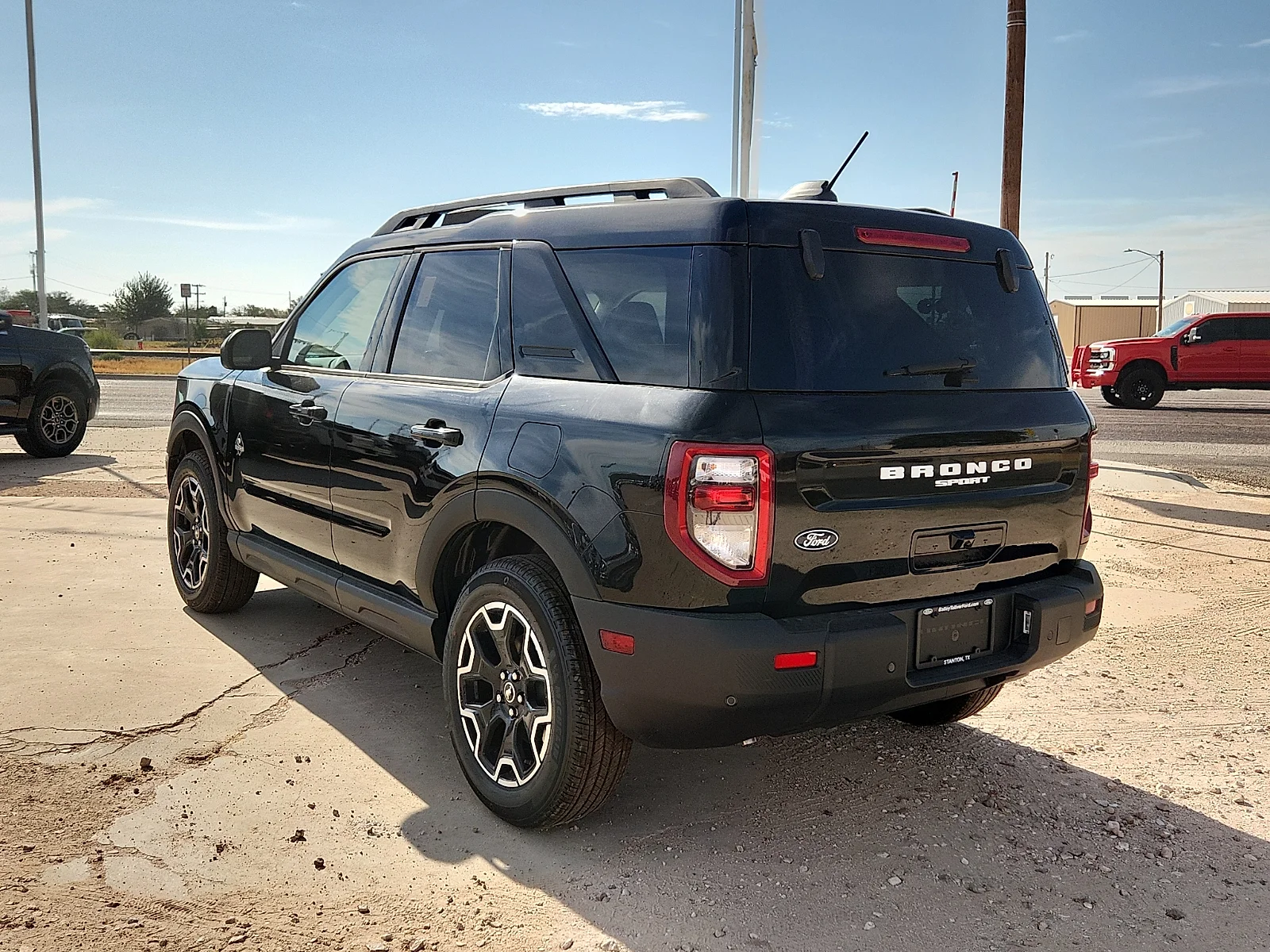New 2026 Shadow Black Ford Outer Banks image 5