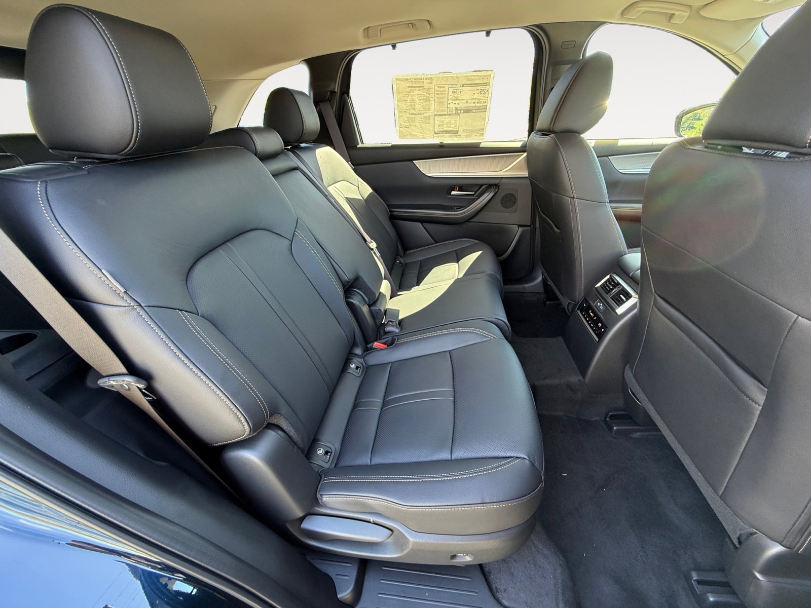 2026 Mazda CX-90 Preferred Package - Photo 18