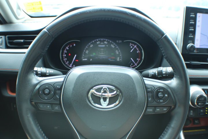 Used 2019 Midnight Black Metallic Toyota Adventure image 7