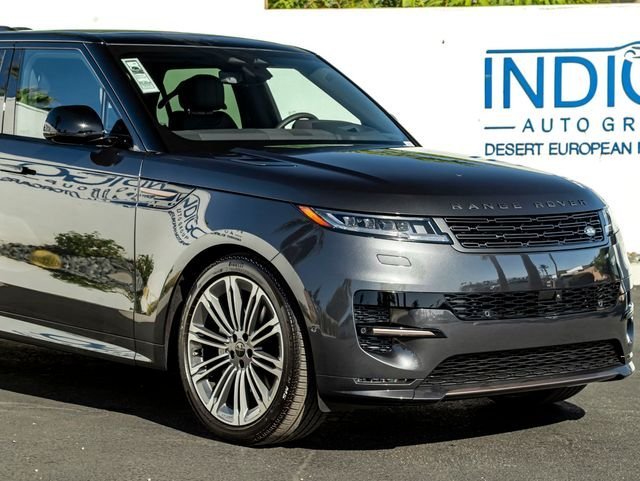 New 2026 Carpathian Grey LAND ROVER Dynamic SE image 5