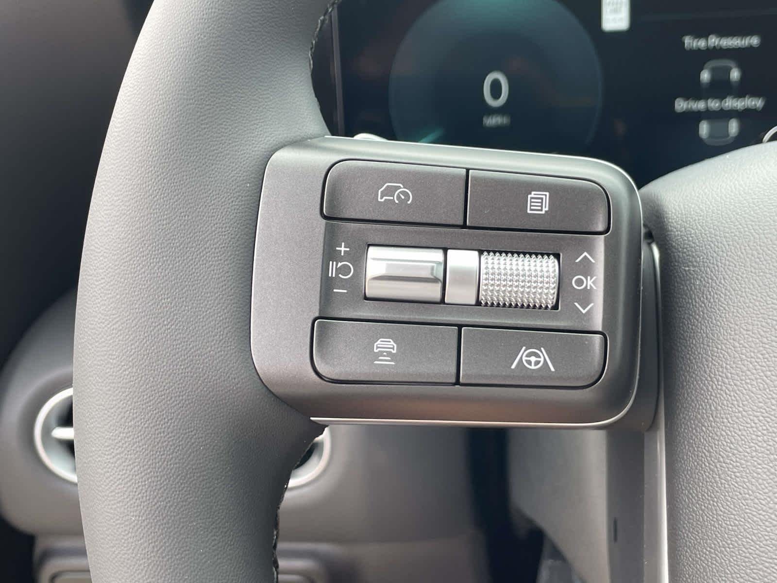 New 2027 Titan Green Pearl Hyundai SEL Premium 8P image 36