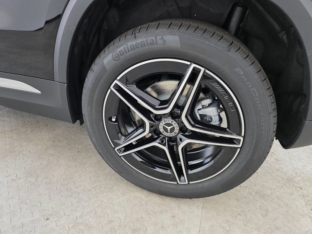 New 2026 Night Black Mercedes-Benz GLA 250 image 18