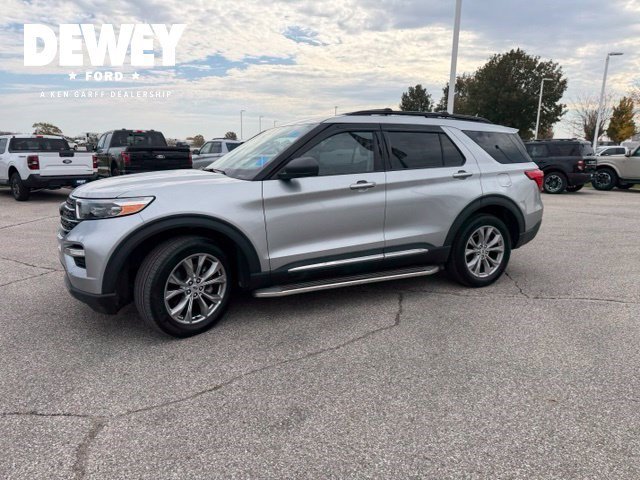 Used 2023 Silver Metallic Ford XLT image 6
