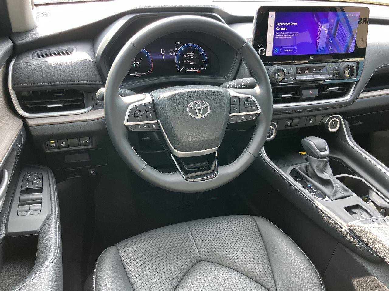 Used 2025 White (Wind Chill Pearl) Toyota Limited image 17
