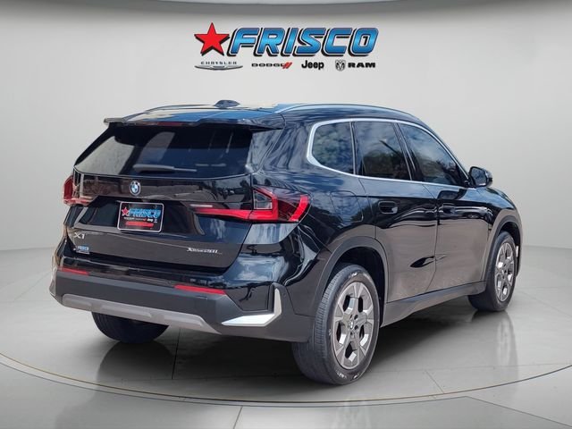 Used 2023 Black BMW xDrive28i image 7