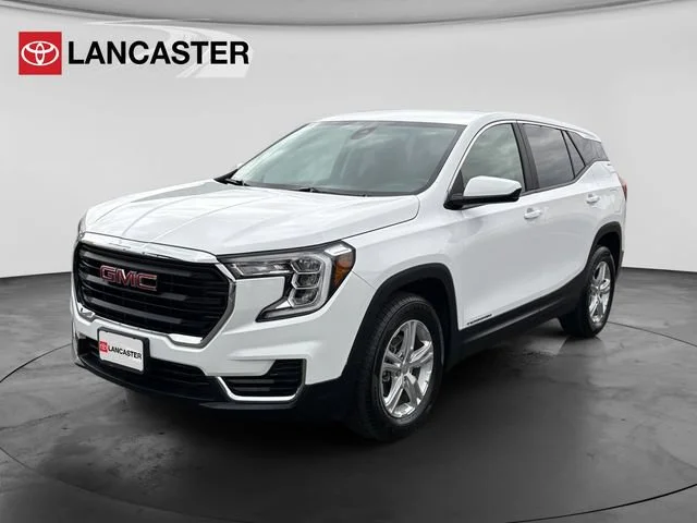 Used 2024 Summit White GMC SLE image 3