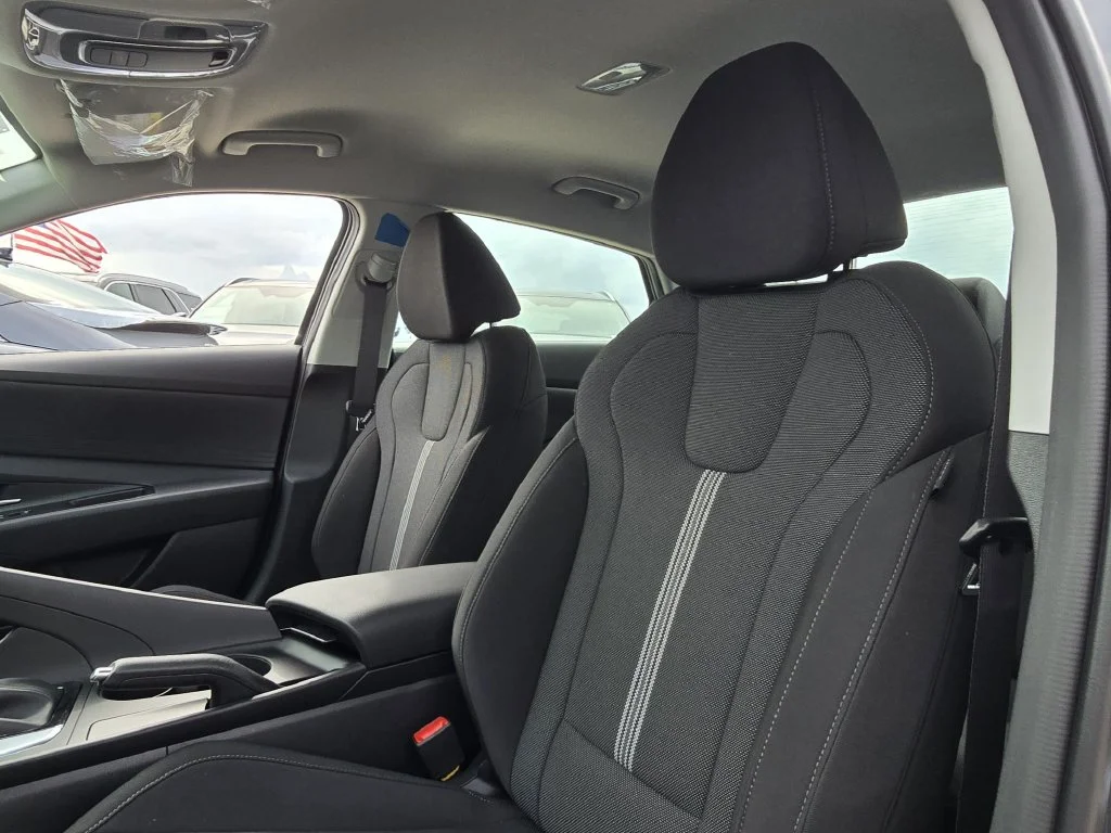 New 2026 Gray Hyundai SE image 14