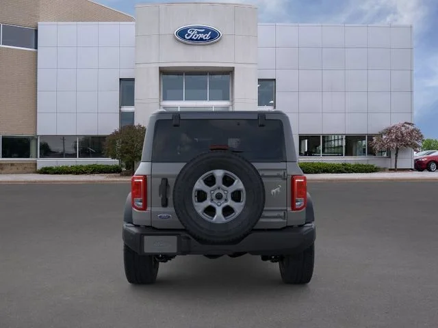 New 2025 Gray Metallic Ford Big Bend image 5