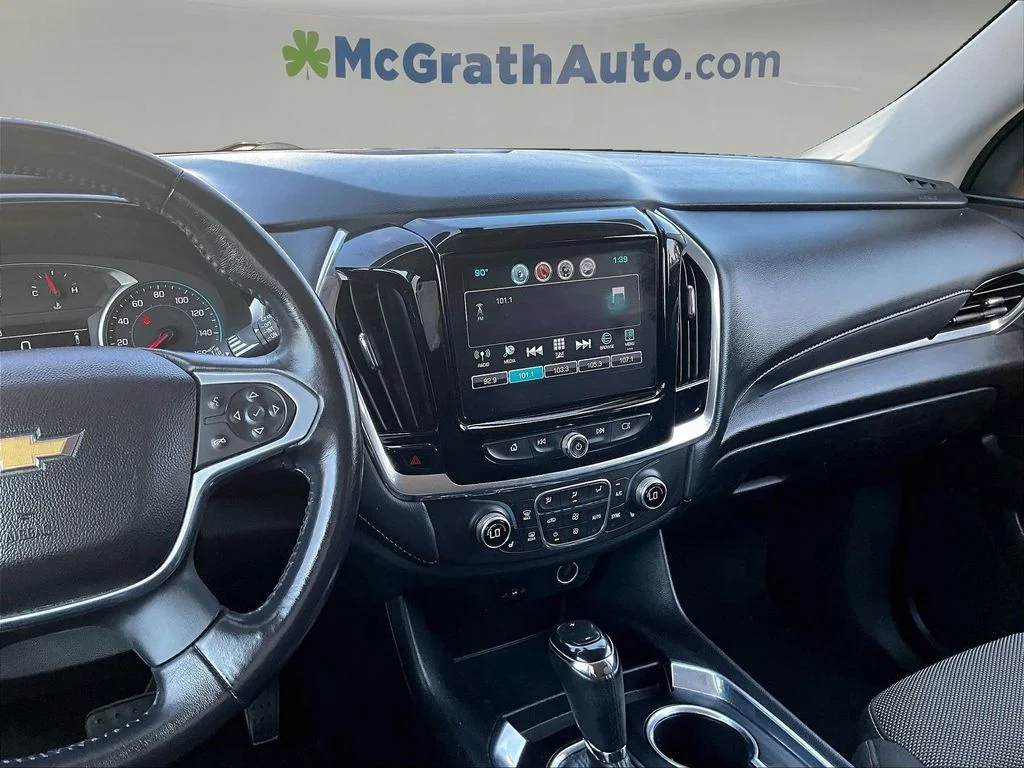 Used 2018 Gray Chevrolet LT image 11
